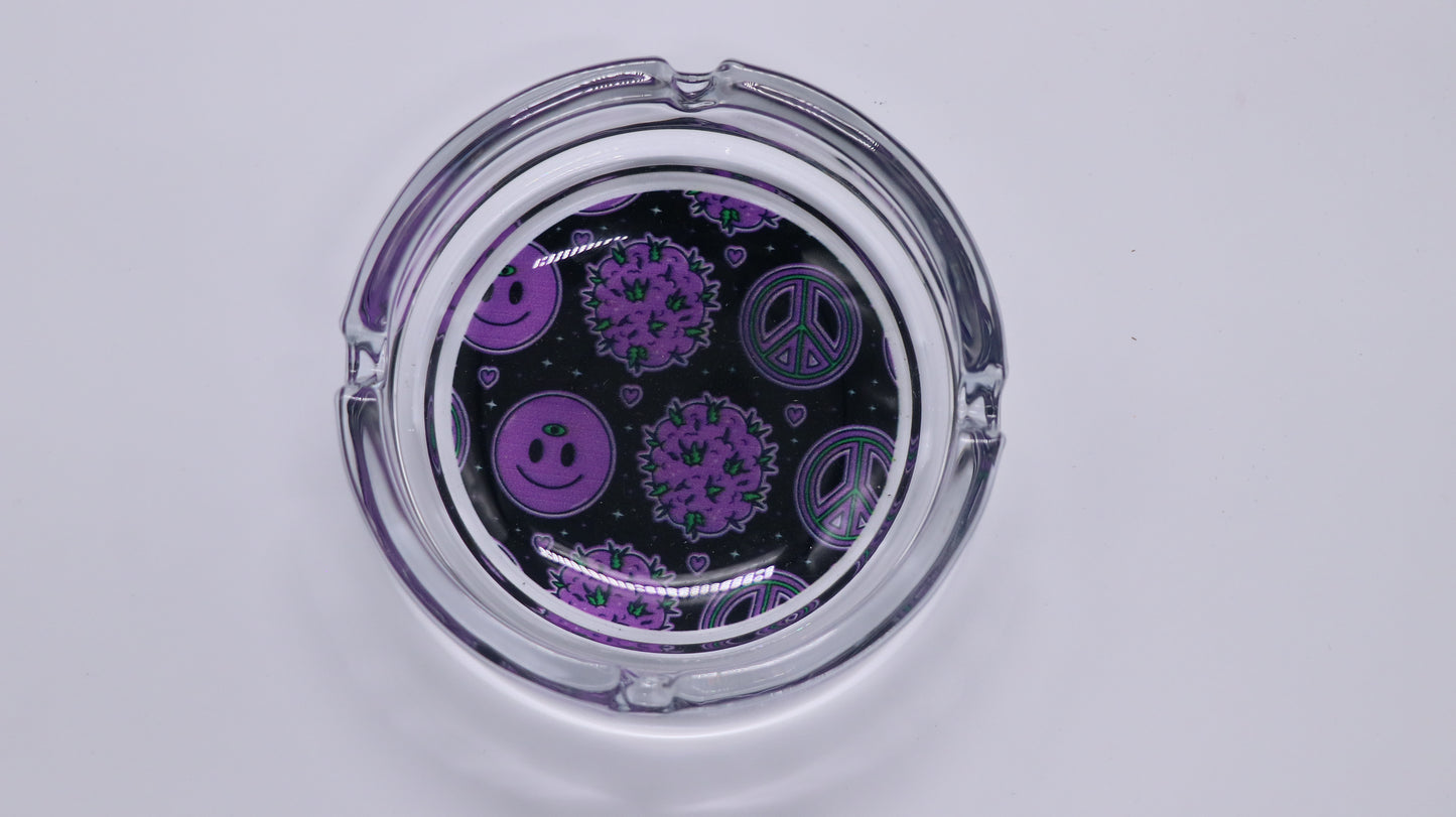 Leafy Round Heavy Glass Ashtray