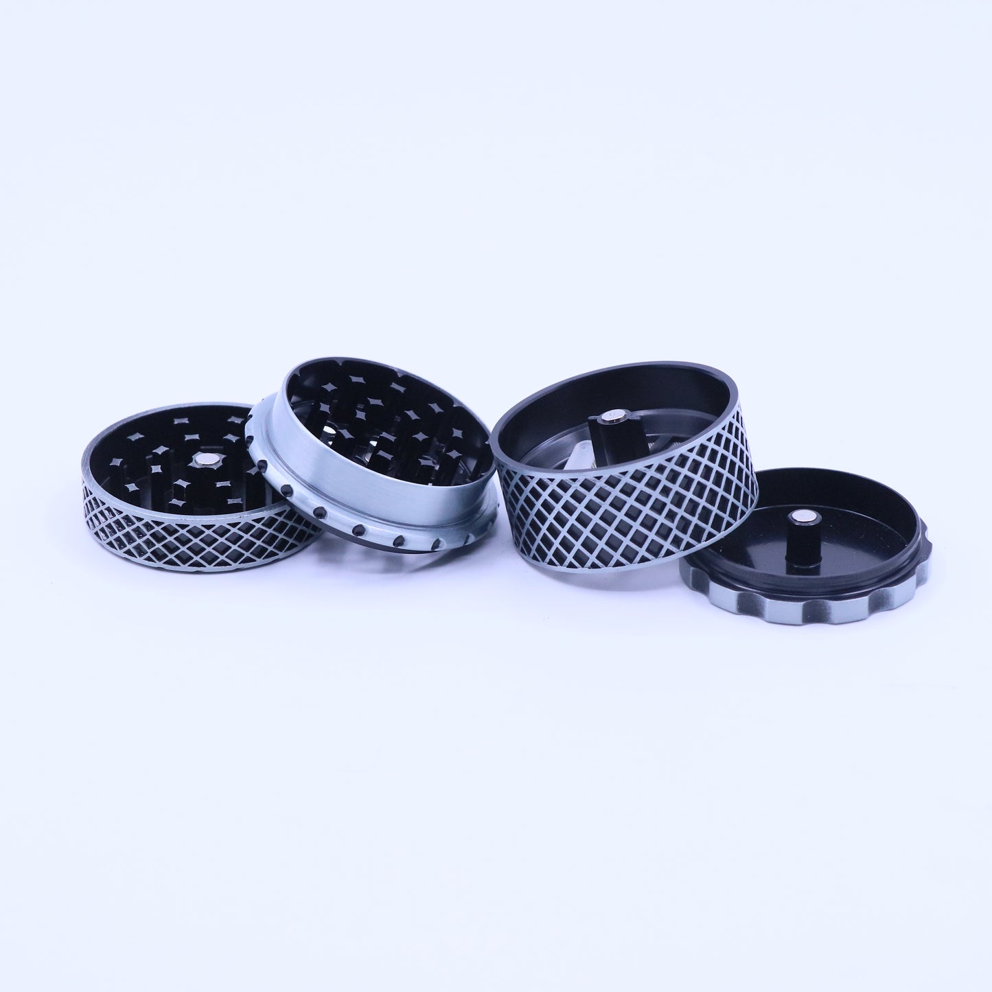 55mm Leaf All Magnetic 4-Part Metallic Grinder - Medium